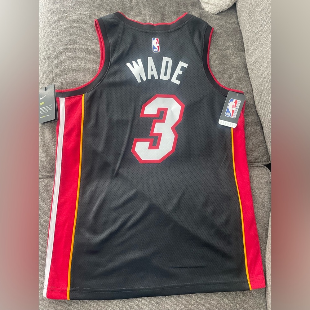 Miami Heat NBA Jersey- DWAYNE WADE
